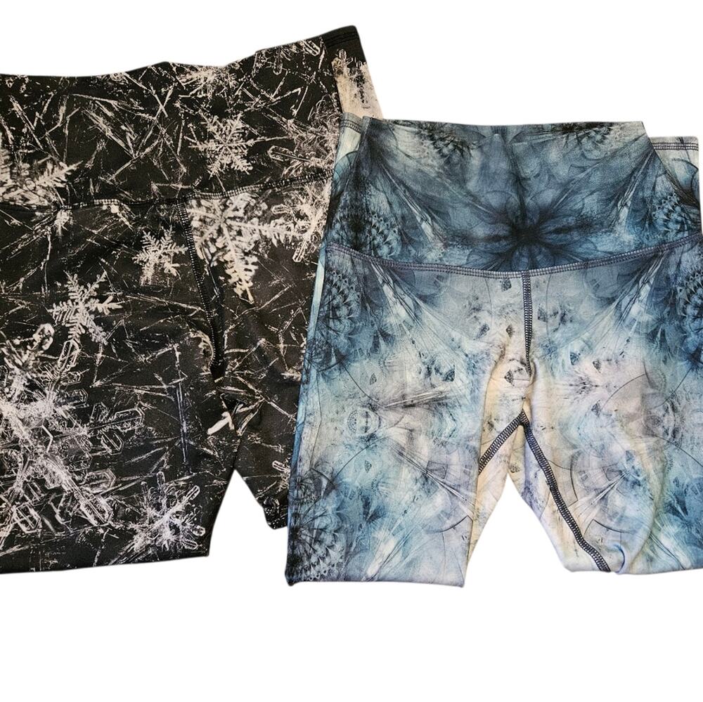 Set of 2 Workout Leggins Capri Length size SMALL
